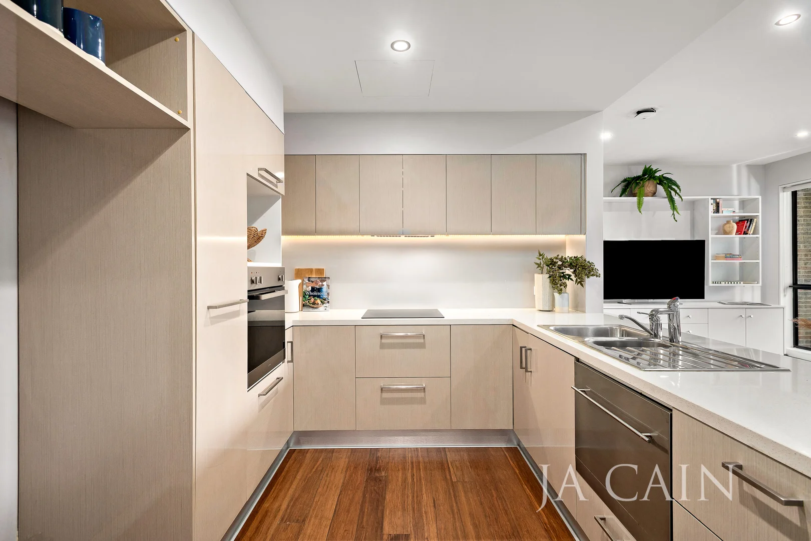 Additional image 4 of 3/51 Lynden Street, Camberwell VIC 3124