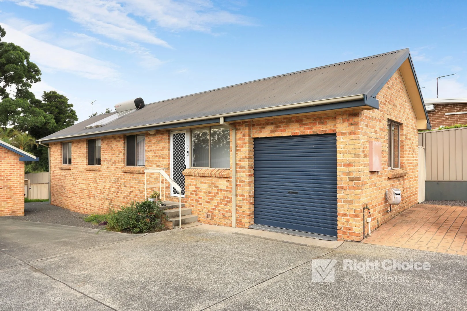 2/229 Princes Highway, Albion Park Rail NSW 2527