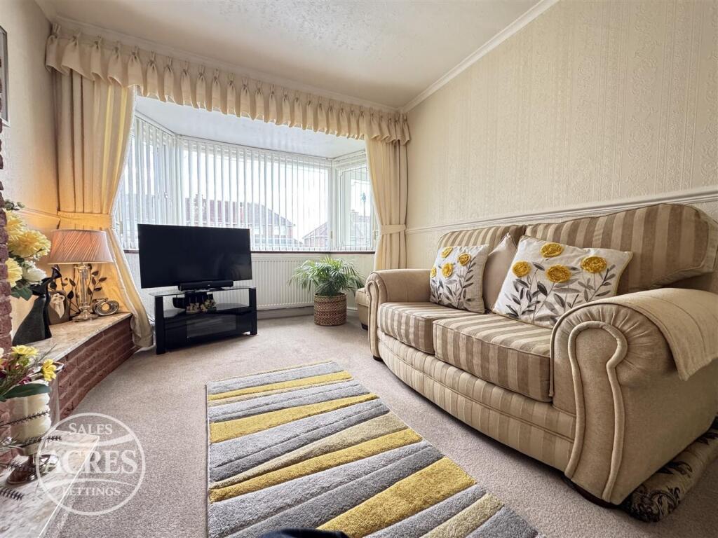 Calver Grove, Great Barr, Birmingham photo 3