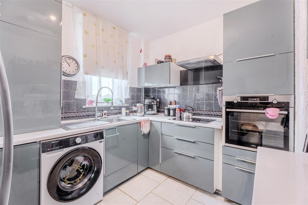 Additional image 6 of 2 bed flat for saleHigh Street, Motherwell ML1