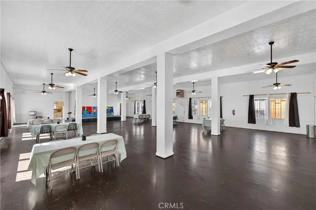 Additional image 12 of 7101 Menlo Ave, Los Angeles, CA 90044