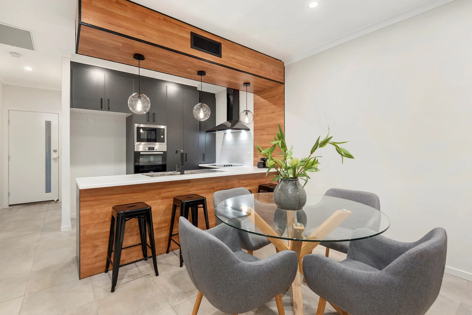Additional image 8 of 4/231 Bridge Street, North Toowoomba QLD 4350