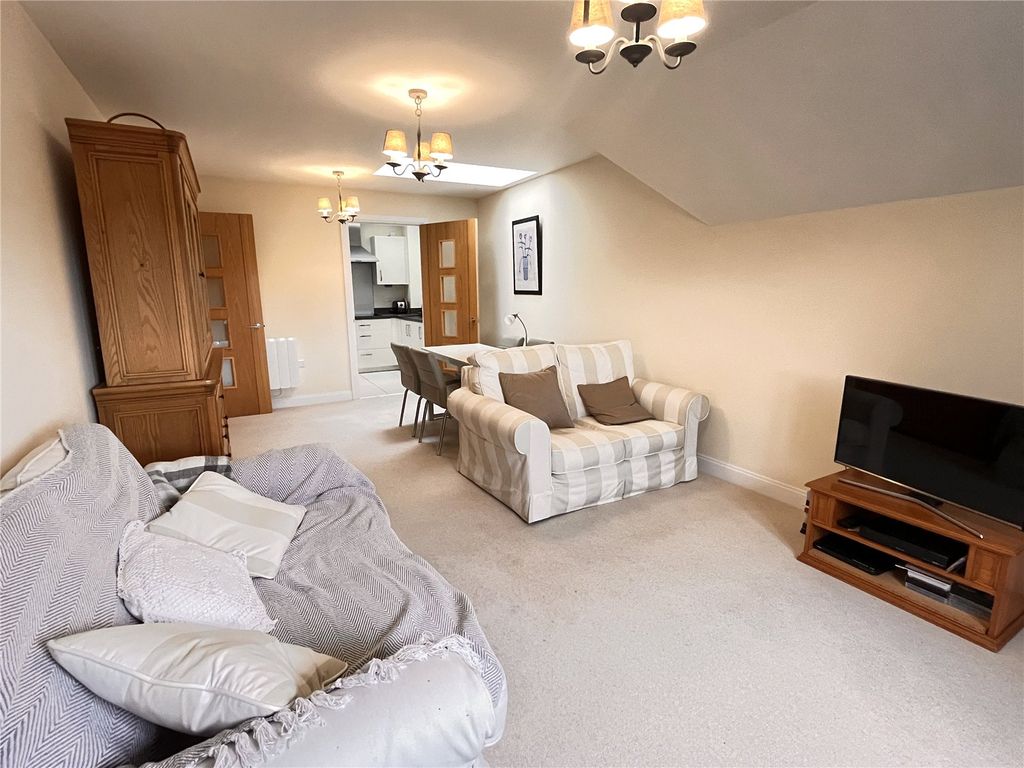 Additional image 6 of 2 bed flat for saleWenlock Road, Shrewsbury, Shropshire SY2