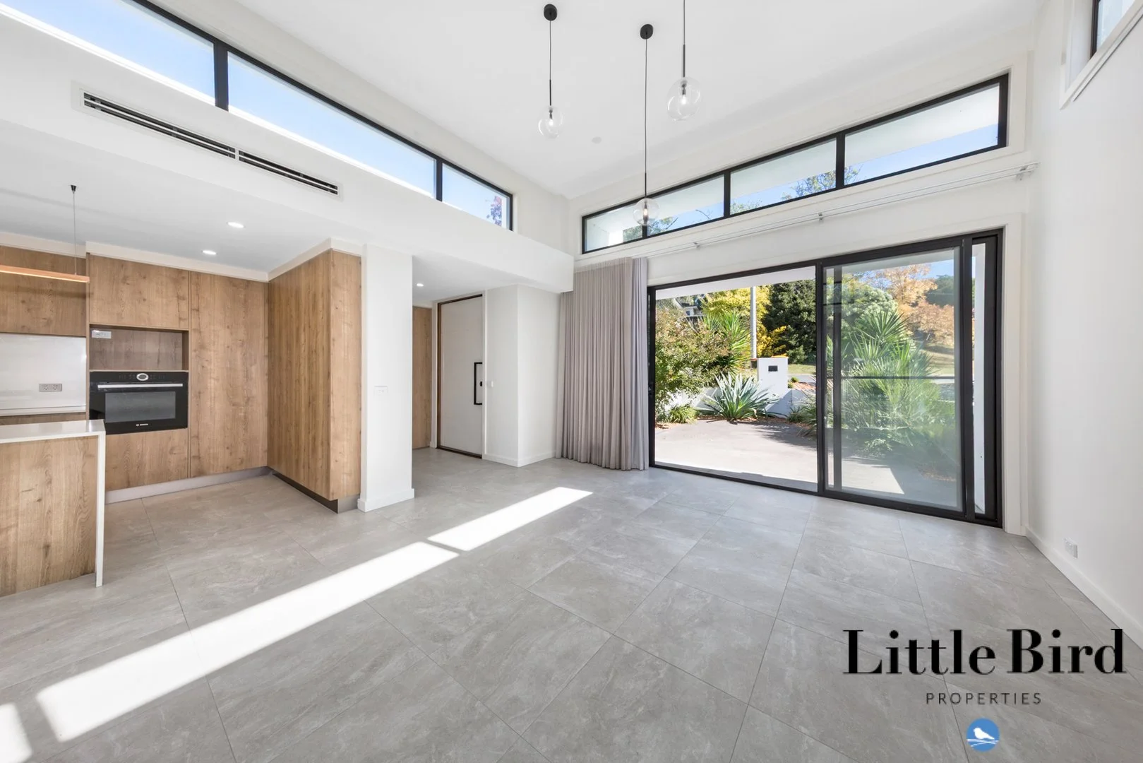12a Markham St, Mawson ACT 2607 photo 4