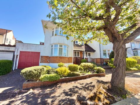 Woodway Crescent, Harrow HA1