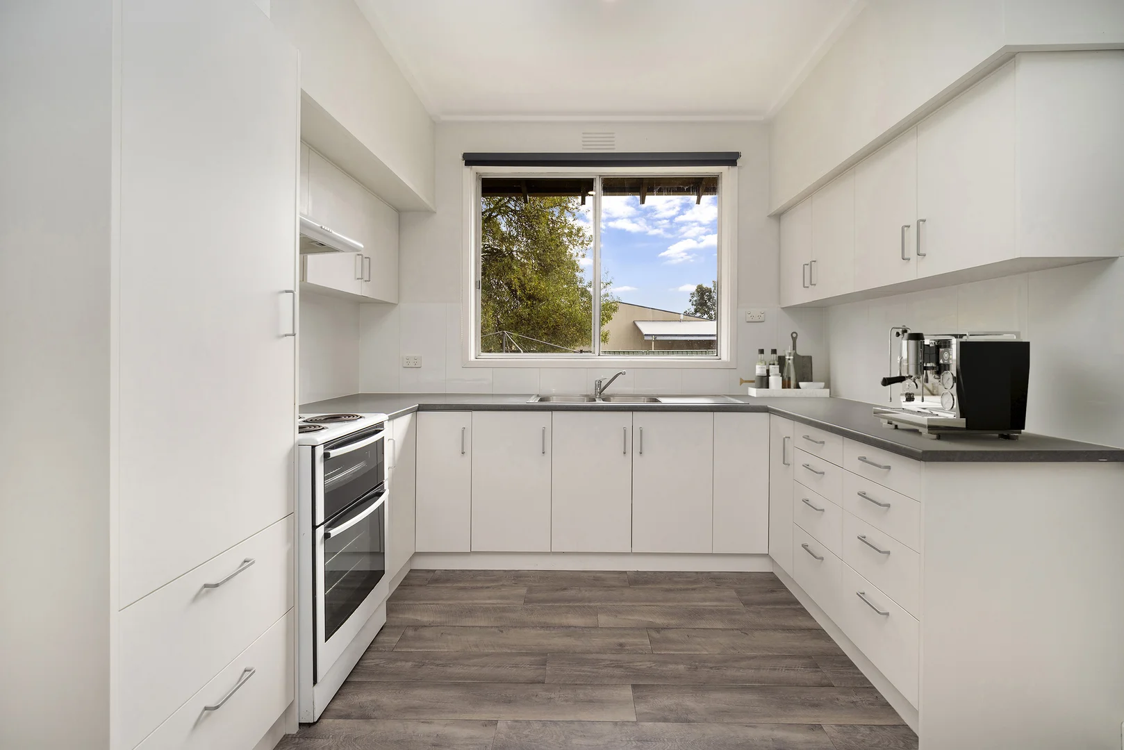 Additional image 2 of 102 Wills Street, Dunkeld VIC 3294