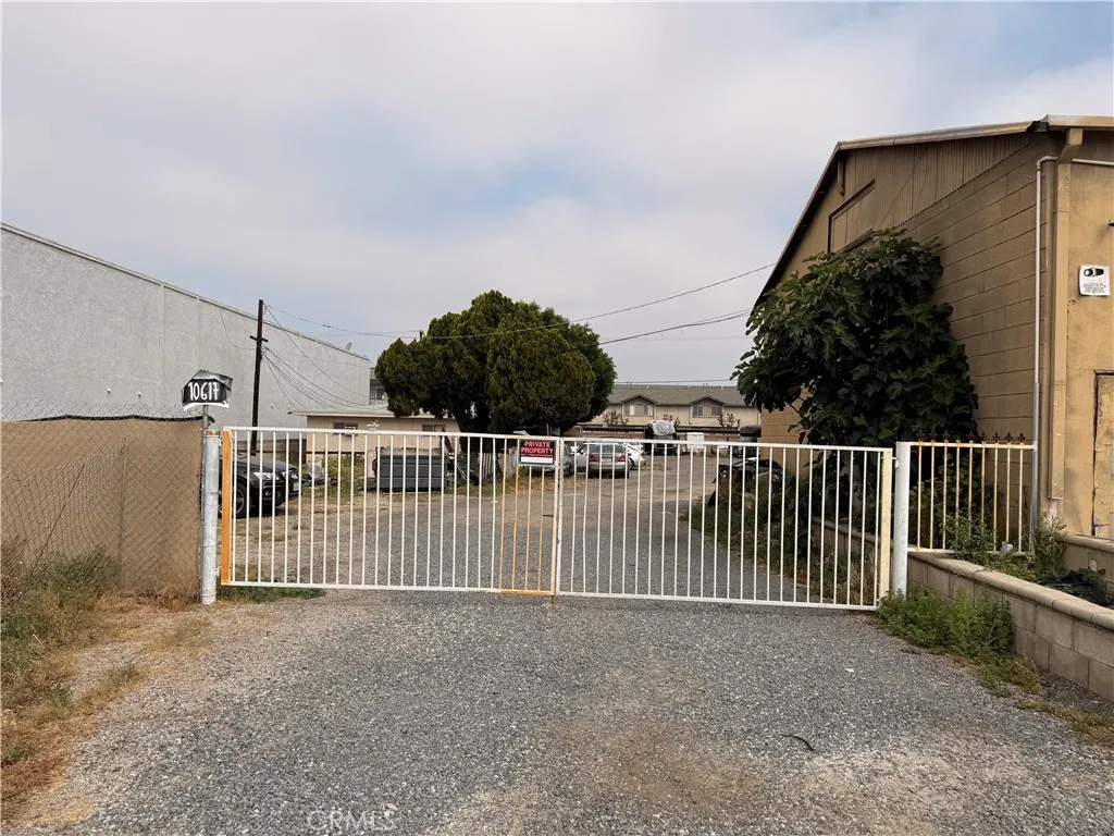 Additional image 2 of 10611 Magnolia Avenue, Riverside, CA 92505
