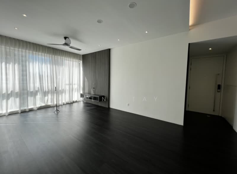 1 Essex Road photo 2
