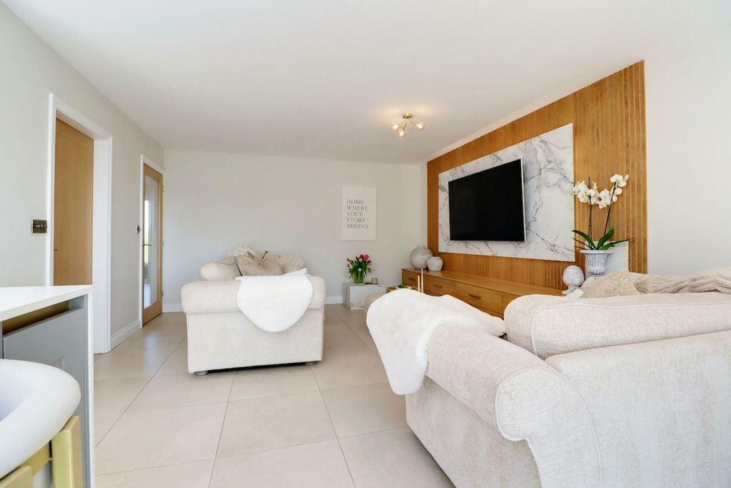 Additional image 8 of 5 bed detached house for saleWrawby Road, Brigg DN20