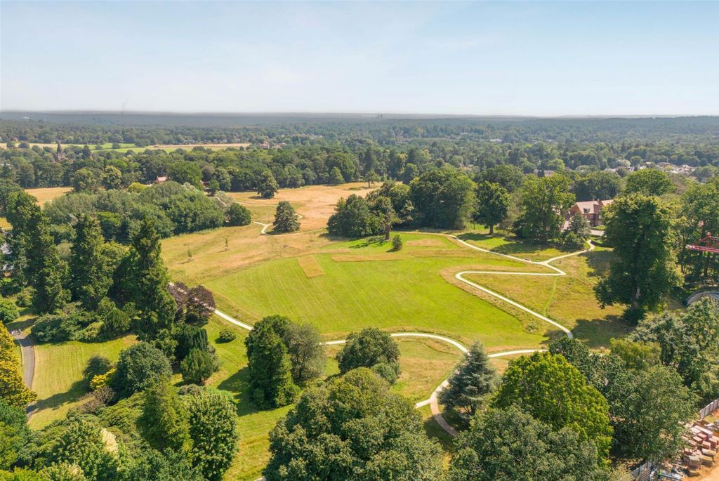 Additional image 4 of 3 bed flat for saleLarch Court, Sunningdale SL5
