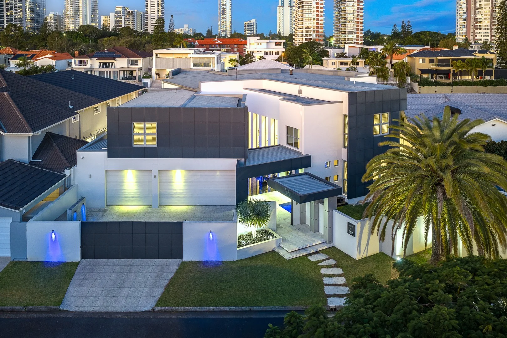 25 Buccaneer Court, Paradise Waters QLD 4217