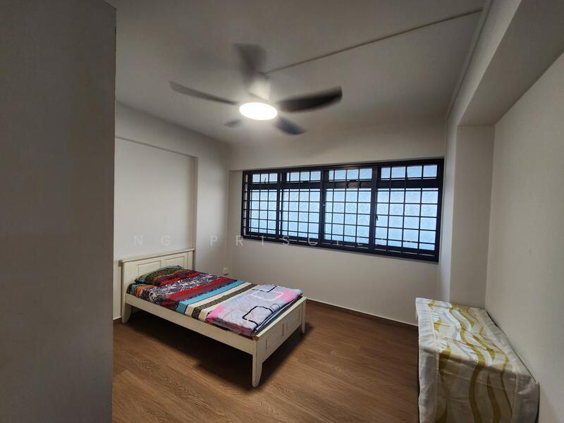 678 Woodlands Avenue 6 photo 2