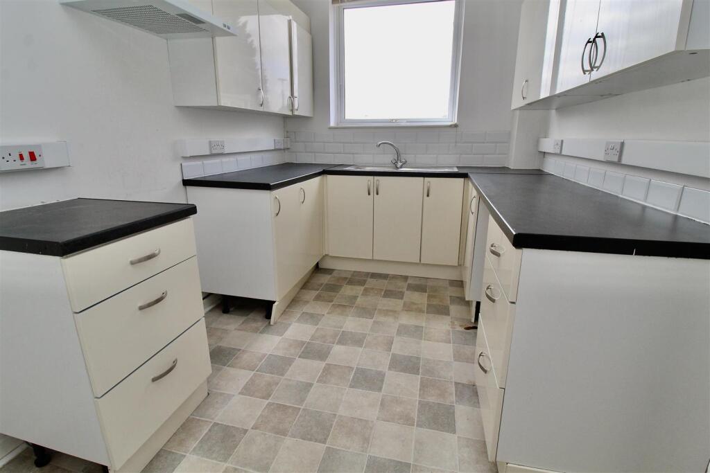 Chester Road, Castle Bromwich, Birmingham photo 5