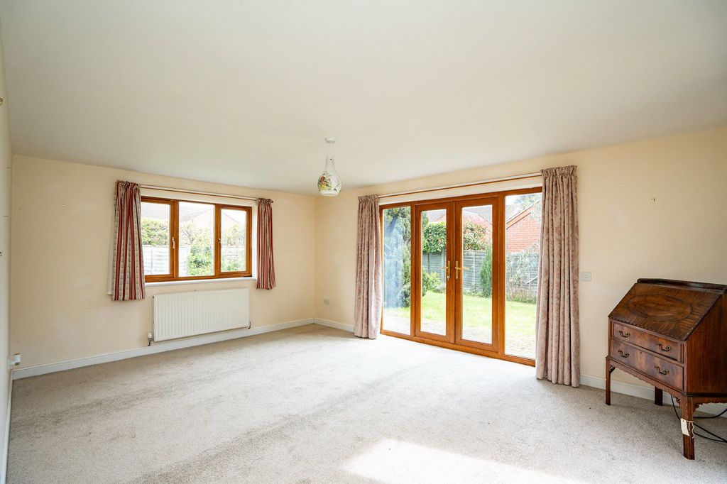 Additional image 6 of 3 bed bungalow for saleLink Elm Place, Malvern, Worcestershire WR14