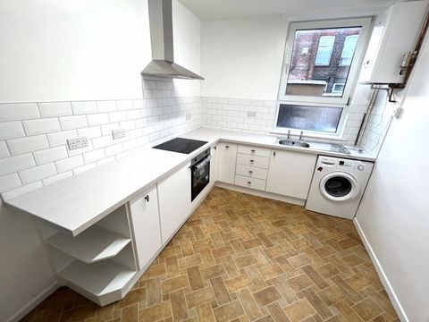 Chandos Grove, Salford M5