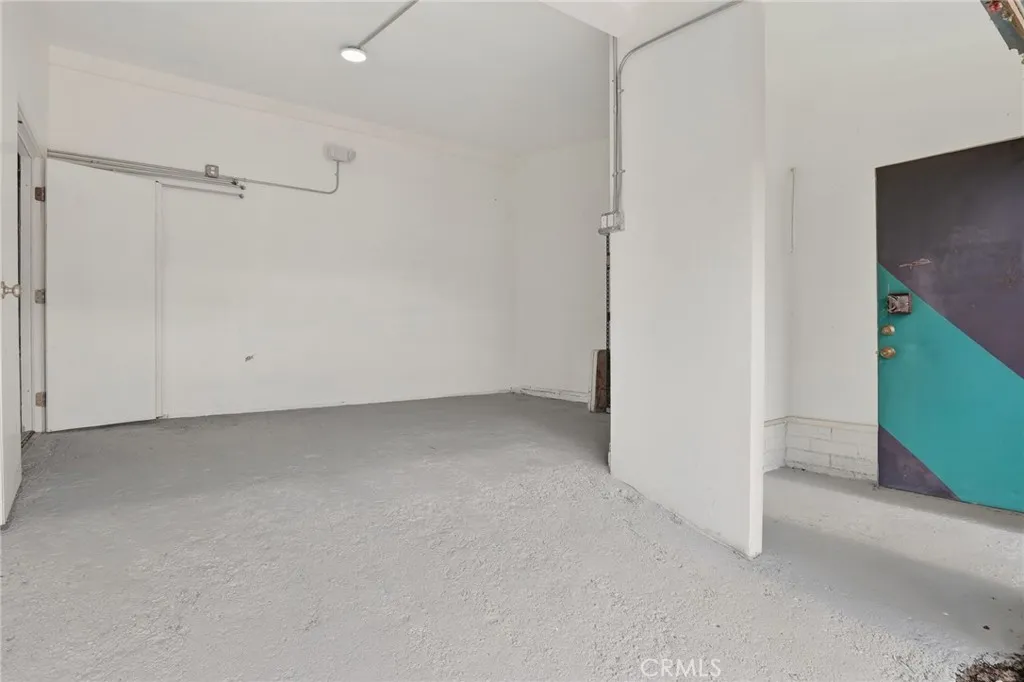 Additional image 11 of 9939 Commerce Avenue, Tujunga, CA 91042