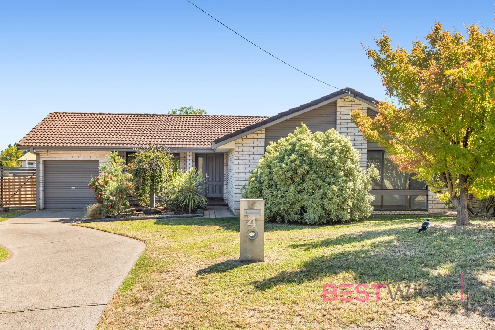 4 Tareena Avenue, Kelso NSW 2795