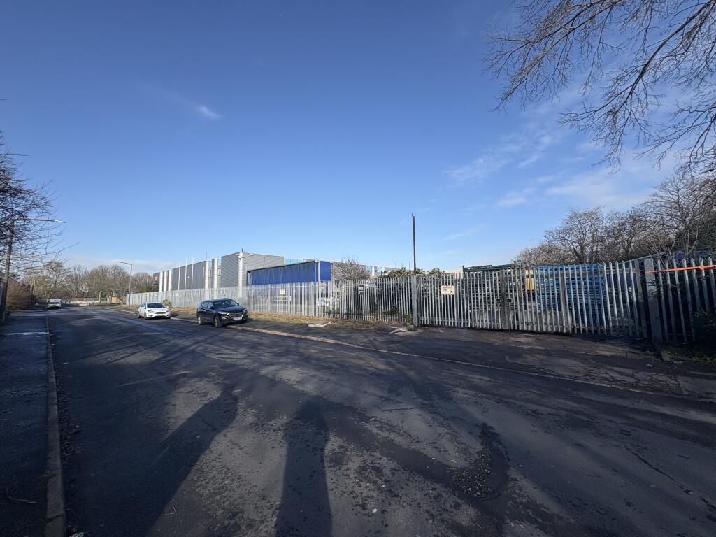 Units 3A & 3B Ridgacre Road, West Bromwich, West Bromwich photo 2