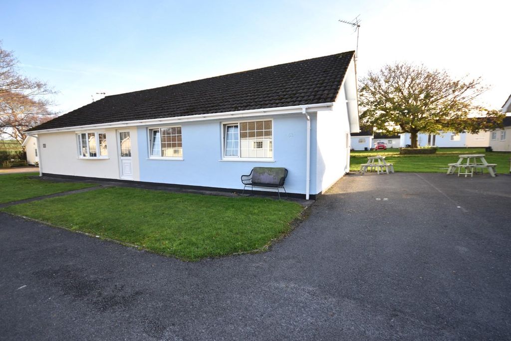 2 bed chalet for saleMonksland Road, Reynoldston, Swansea SA3