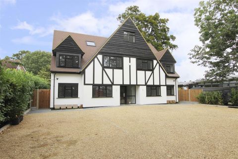 Long Lane, Ickenham UB10