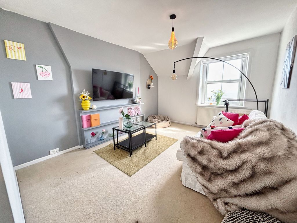 Additional image 4 of 1 bed flat for saleEsplanade, Porthcawl CF36