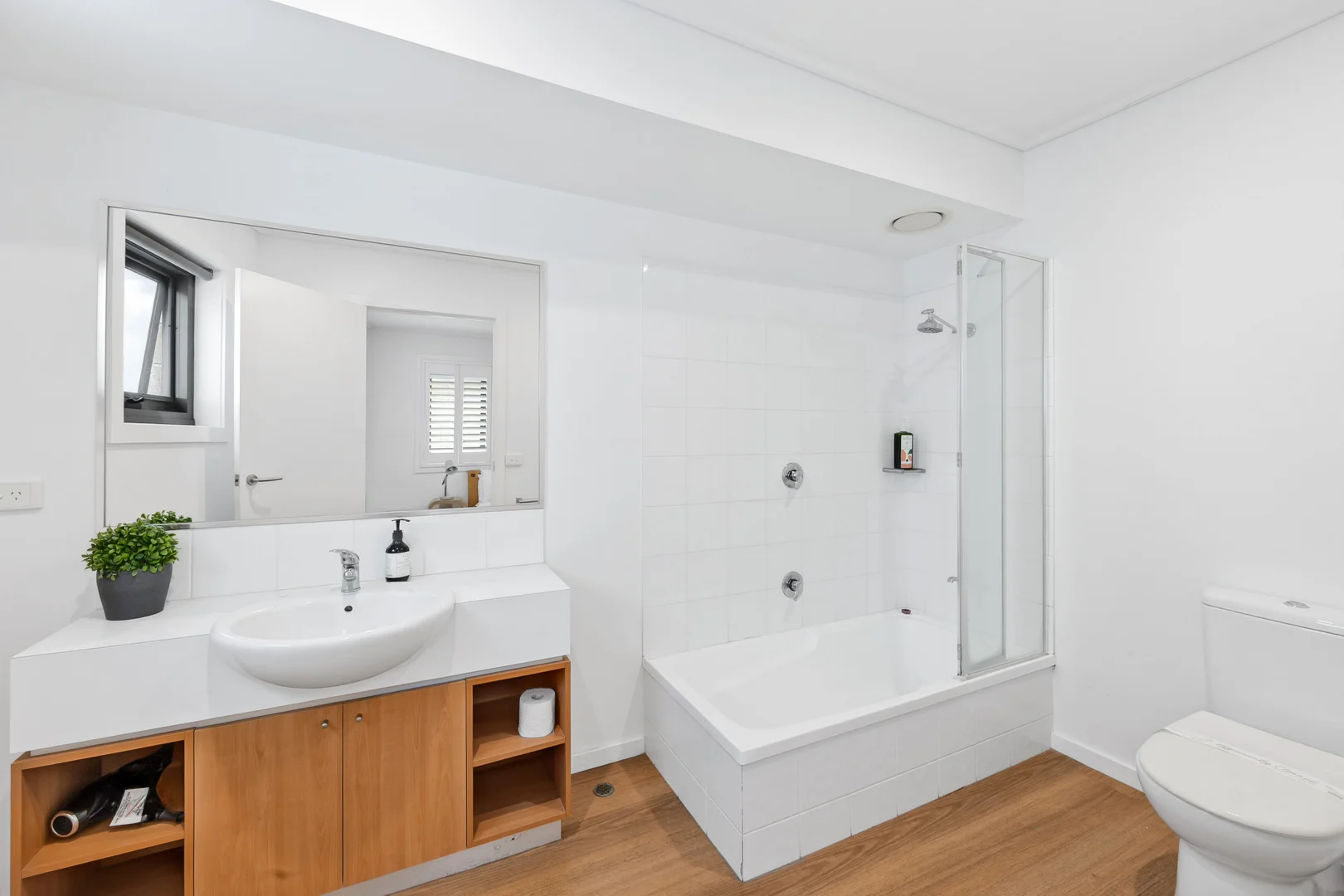 Additional image 9 of 28/2-10 Ocean Road South, Lorne VIC 3232