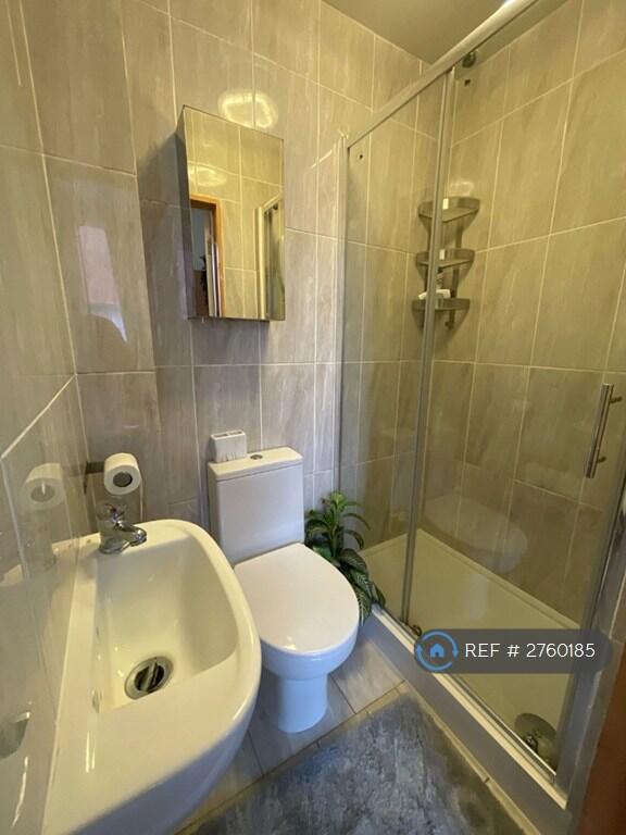Station Street, Cradley Heath, B64 photo 5