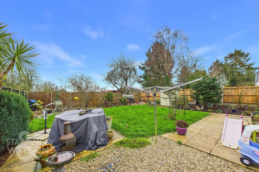 Additional image 22 of 3 bed detached bungalow for saleChurch Road, Yelverton, Norwich NR14