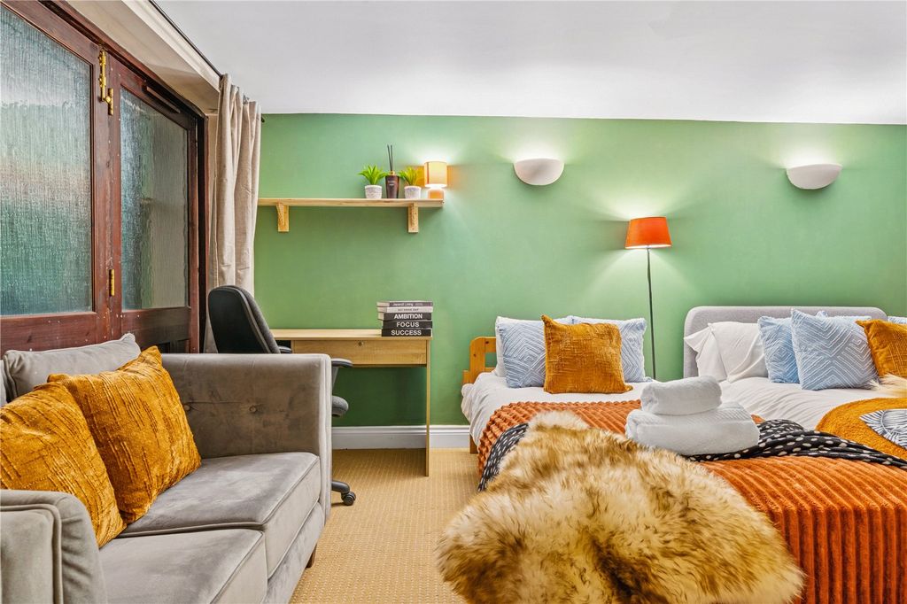 Additional image 18 of 4 bed terraced house for saleBear Yard Mews, Bristol, Somerset BS8