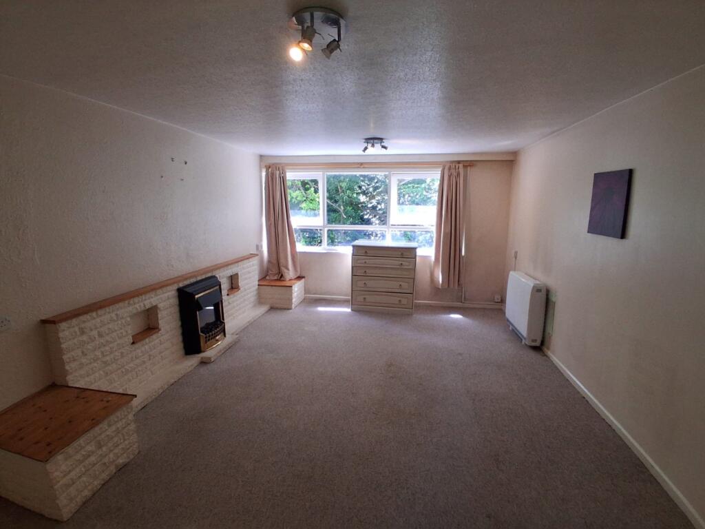 Pages Close, Sutton Coldfield, West Midlands, B75 photo 2
