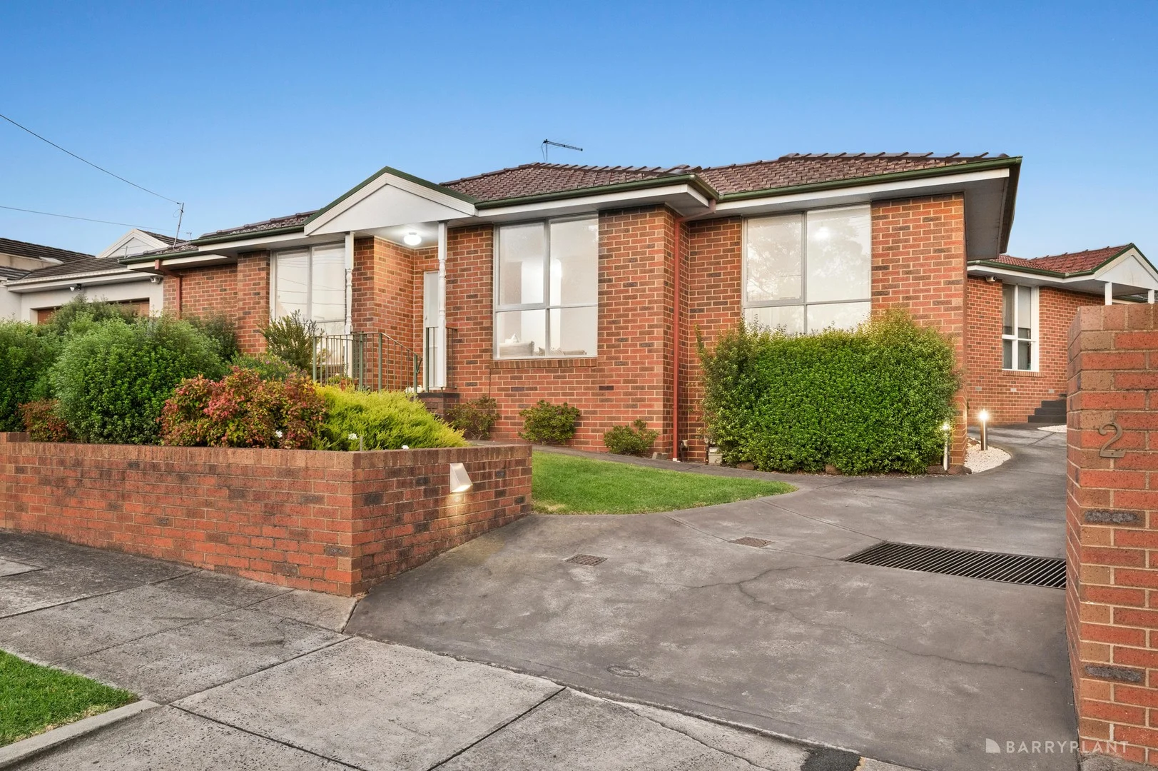 1/2 Dumossa Avenue, Bulleen VIC 3105