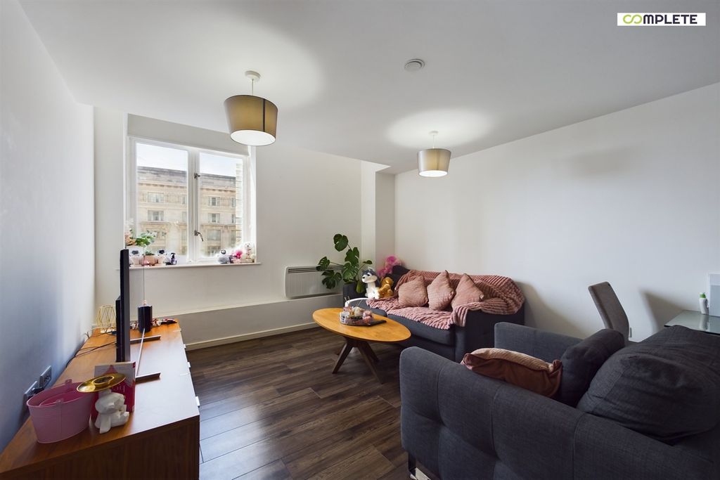 Additional image 3 of 1 bed flat for saleThe Strand, Wellington Building, Liverpool L2
