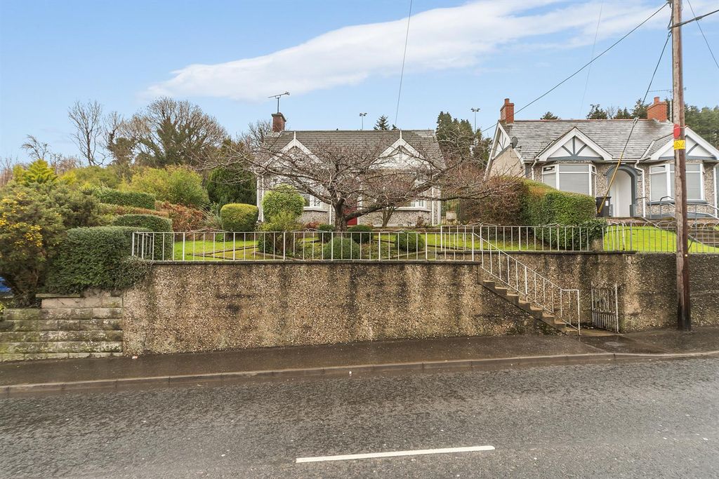 3 bed detached bungalow for sale9 Lisburn Road, Ballynahinch BT24