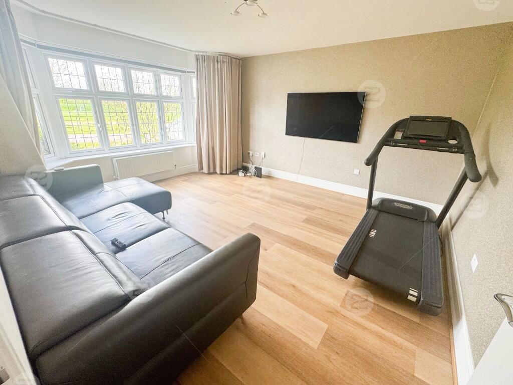 Cricketers Grove, Birmingham, B17 8BF
