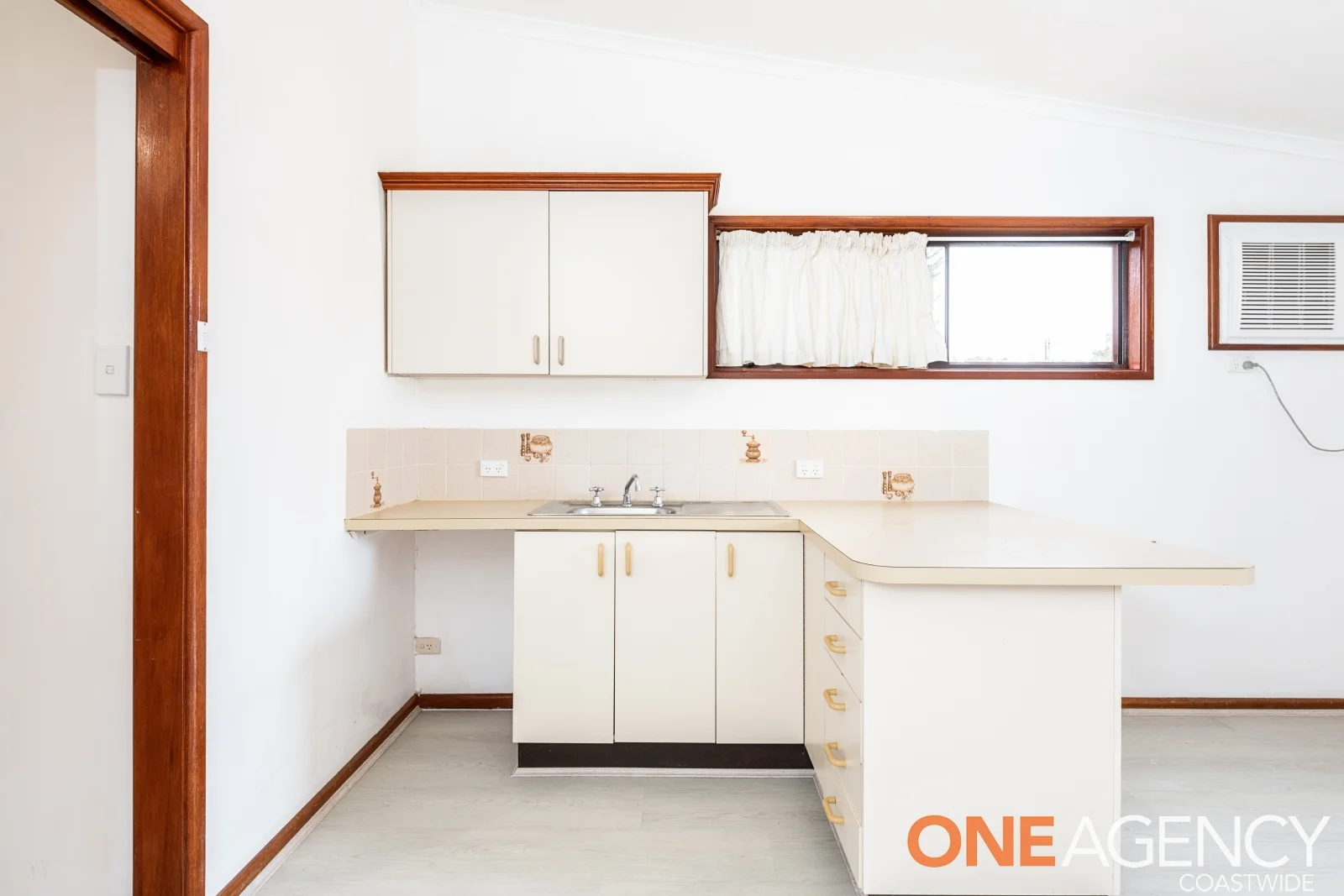Additional image 5 of 29A Barralong Road, Erina NSW 2250