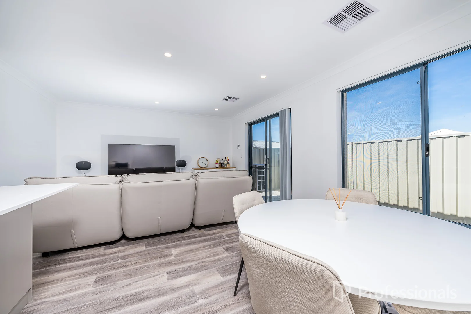 Additional image 5 of 18 Gambier Grove, Eglinton WA 6034