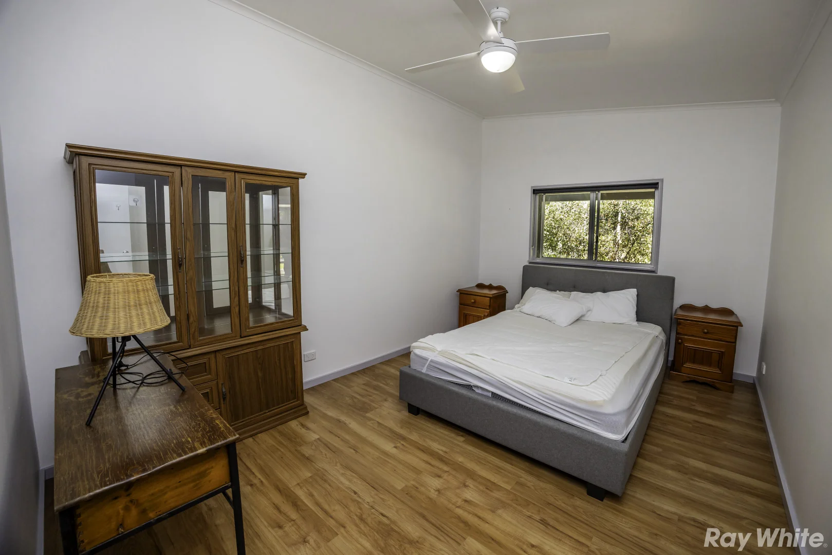 Additional image 4 of 2851 The Lakes Way, Bungwahl NSW 2423