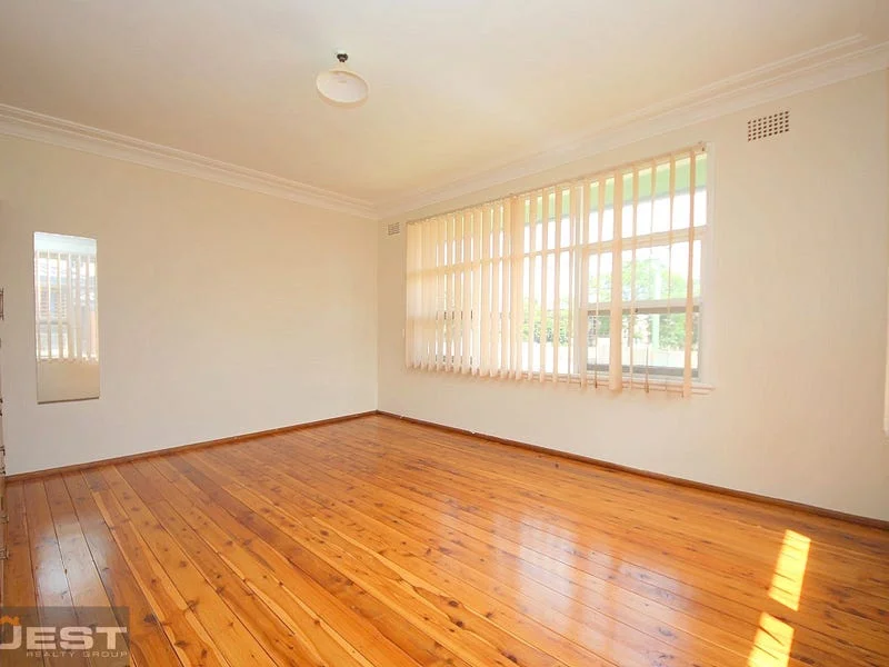 Additional image 5 of 3/86 Moorebank Avenue, Moorebank NSW 2170