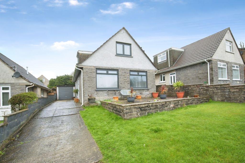 3 bed detached bungalow for saleBlaen Y Fro, Pencoed, Bridgend CF35