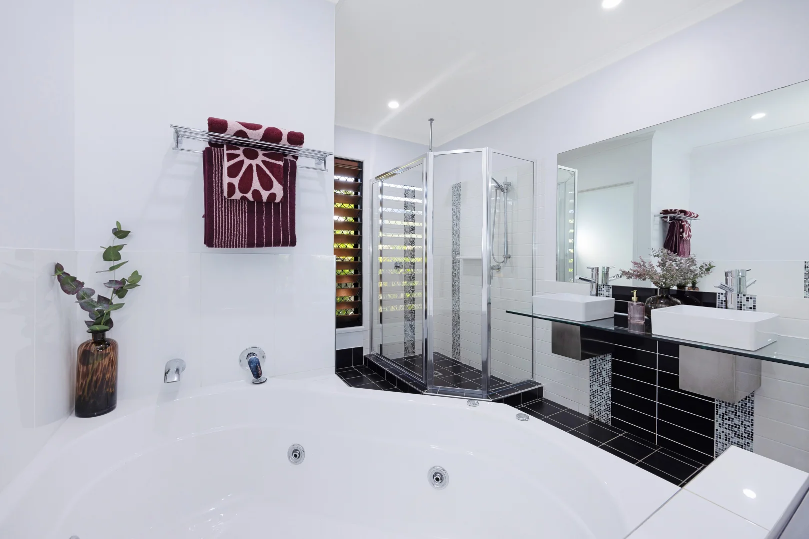 Additional image 8 of 11 Genesta Court, Bushland Beach QLD 4818