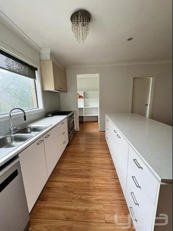 16 Calvert Place, Point Cook VIC 3030 photo 5