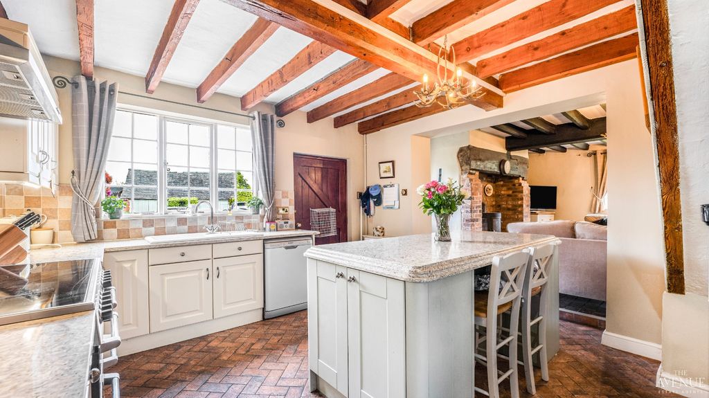 Additional image 8 of 7 bed farm for saleCurborough Grange, Lichfield. WS13