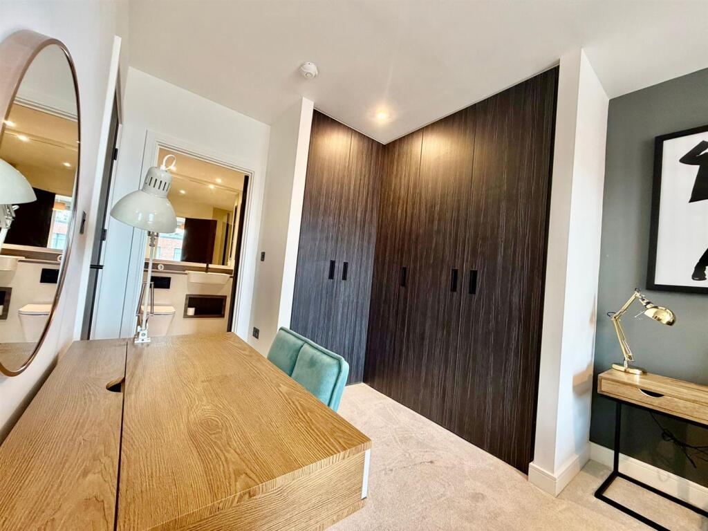 Additional image 10 of LUXURY SHOW HOME- Snow Hill Wharf, Birmingham, B4