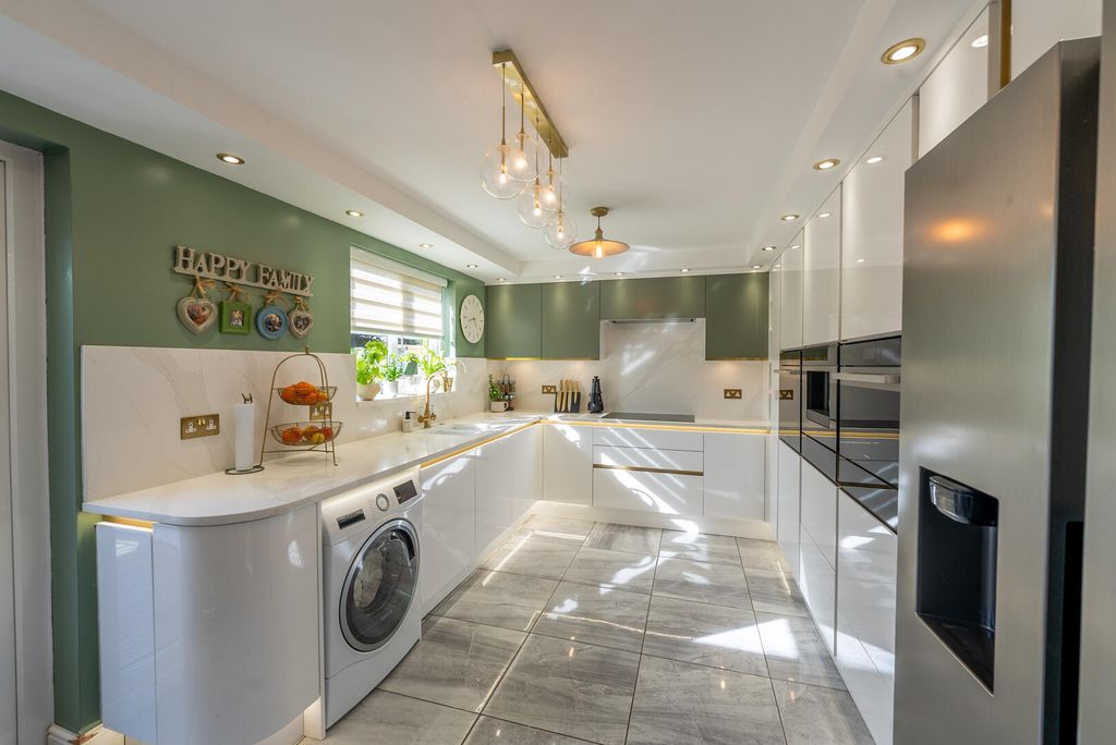 Additional image 9 of 4 bed detached house for saleSt. Abbs Way, Chapelhall, Airdrie ML6