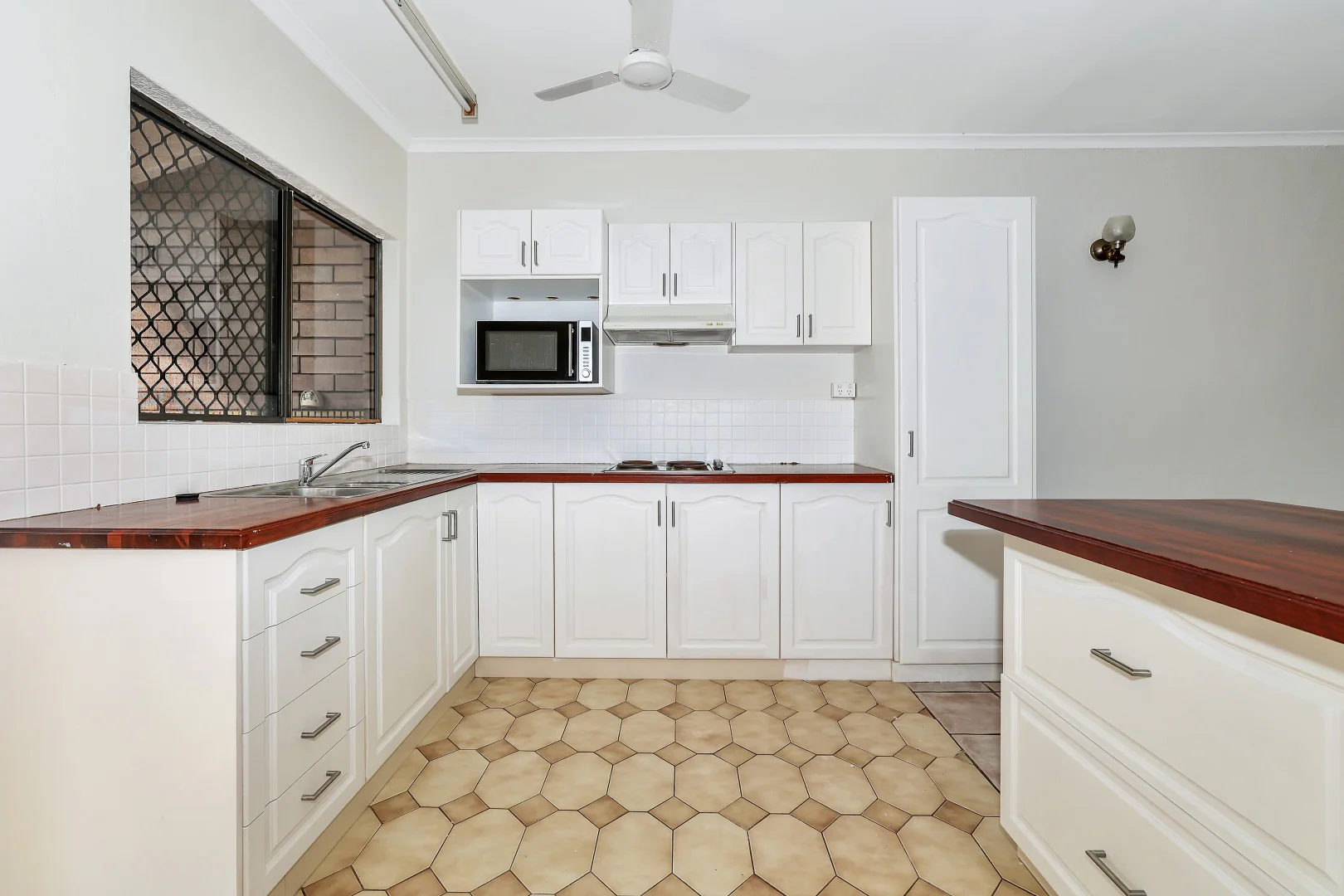 Additional image 2 of 2/37 Brinkin Terrace, Brinkin NT 0810