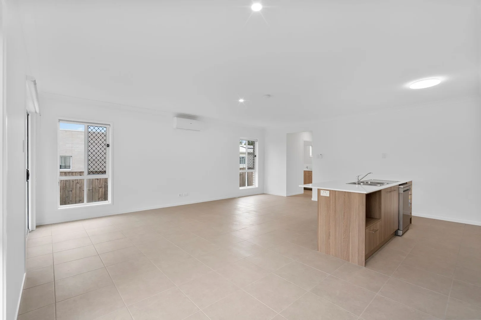 Additional image 8 of 271A Aberdeen Parade, Boondall QLD 4034