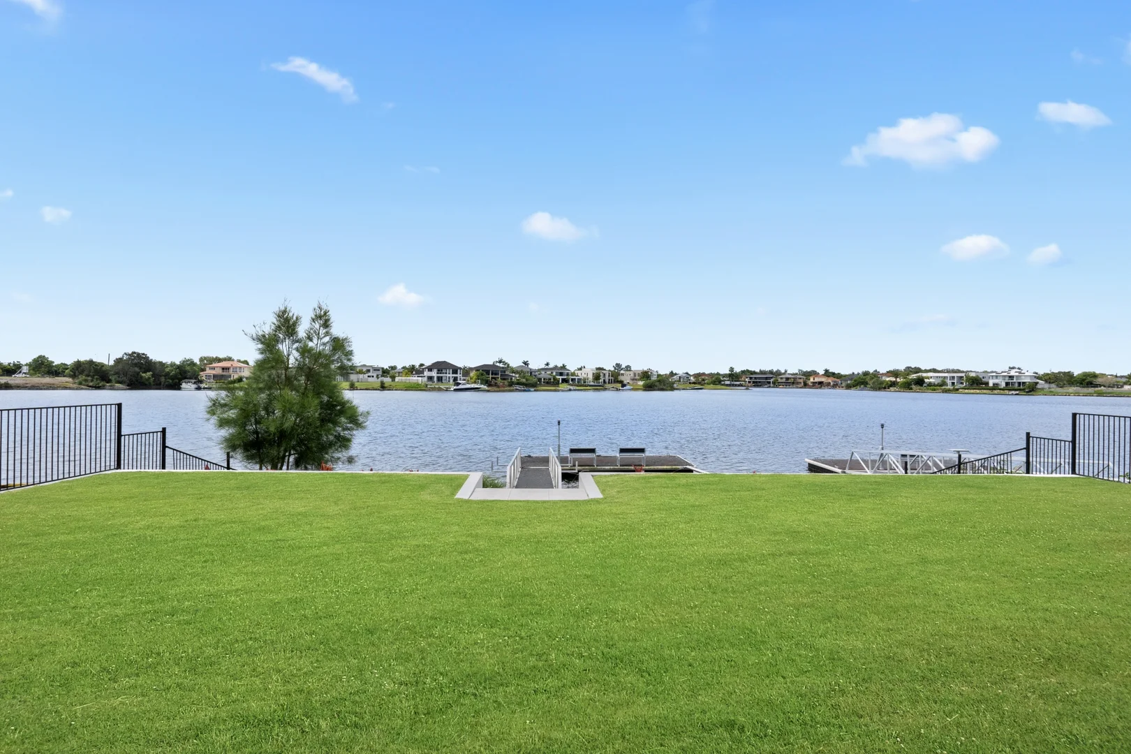 Additional image 37 of 8 Lake Serenity Boulevard, Helensvale QLD 4212