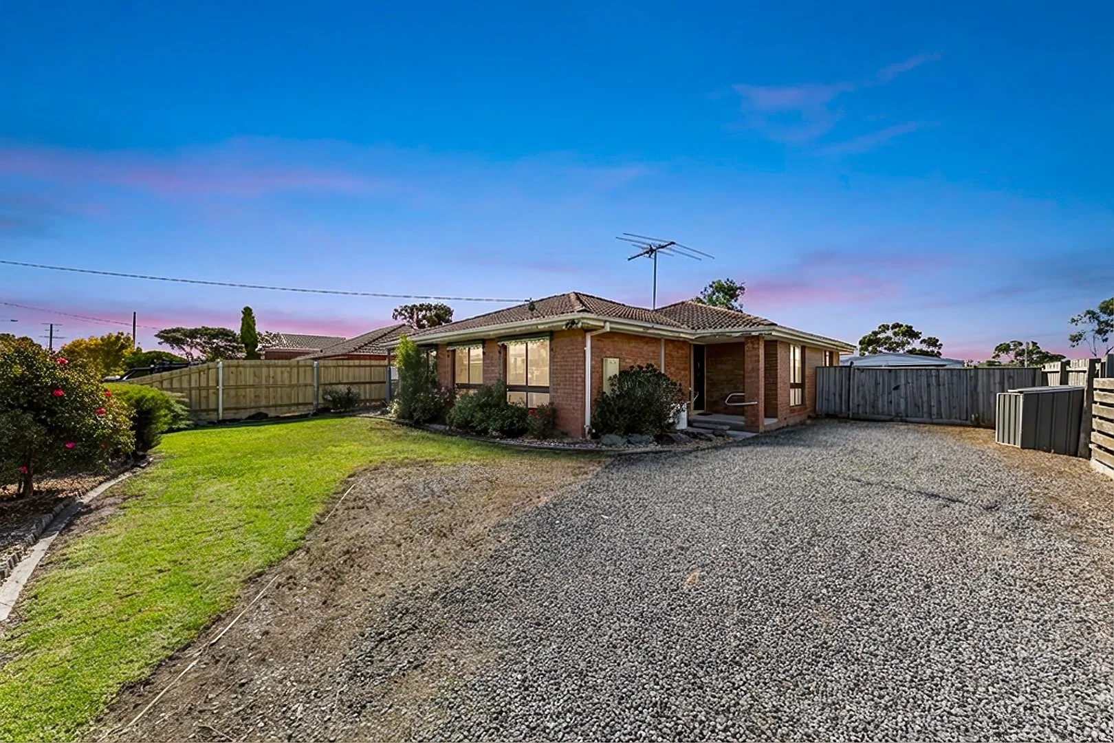 53 Sybella Avenue, Koo Wee Rup VIC 3981