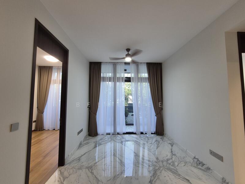 188 Holland Road photo 4
