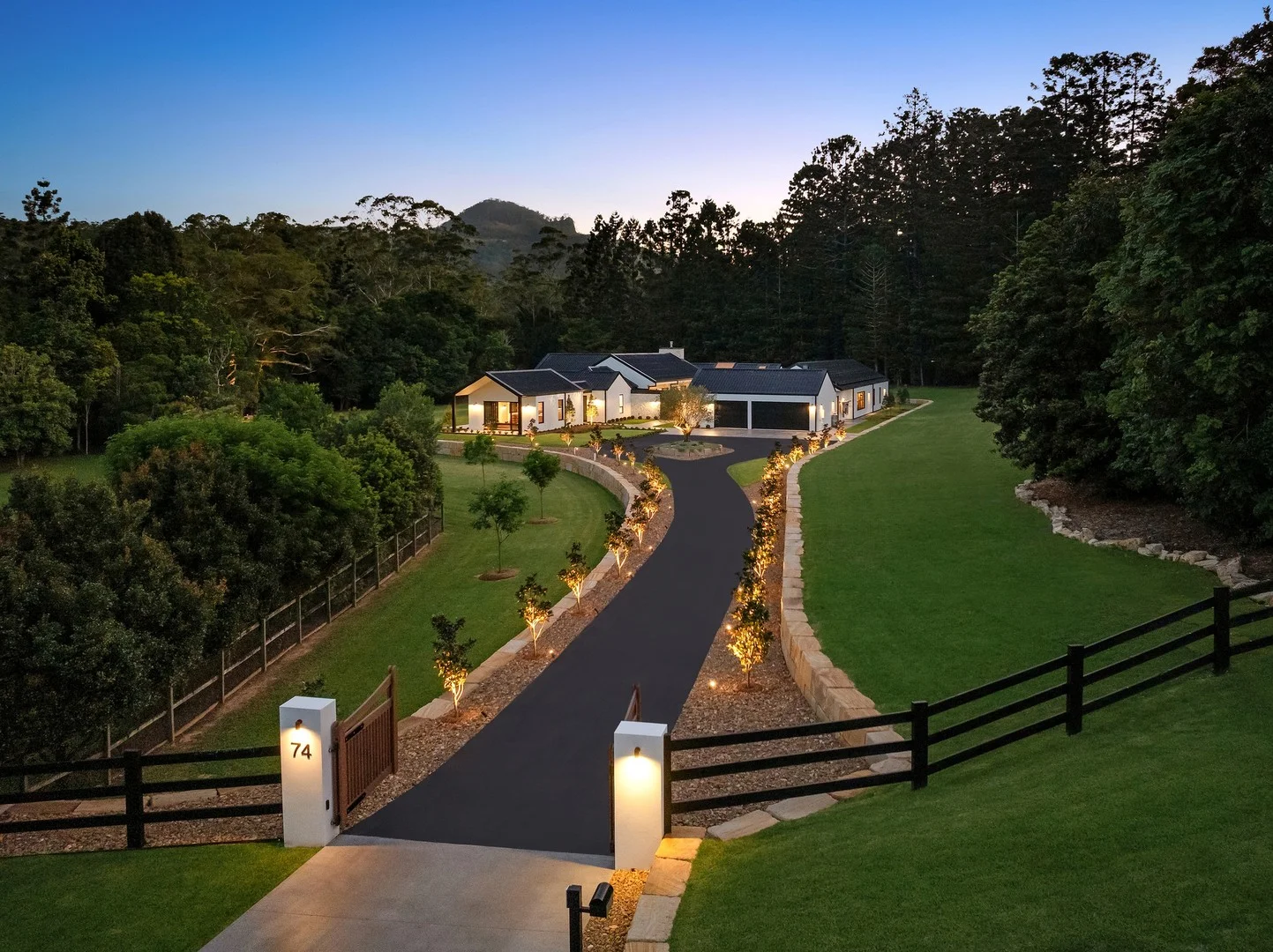 74 Gibsonville Street, Tallebudgera Valley QLD 4228